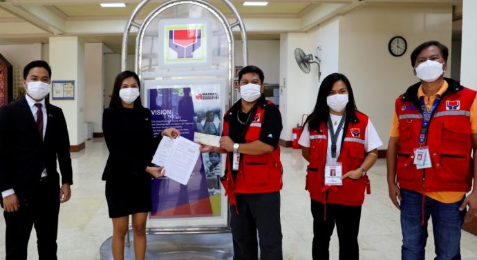 DSWD receives P35M cheque from RIWAY Philippines for COVID-19 response efforts